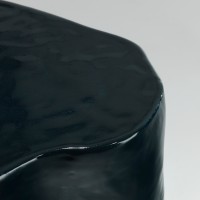 <a href="https://www.galeriegosserez.com/artistes/salomon-celine.html">Céline Salomon</a> - Owen - Tabouret 3 pieds